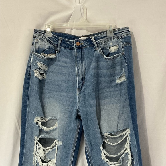 Vervet Women’s Distressed Straight Leg Denim Jeans Size 15/32” Waist NWTO - Picture 7 of 11